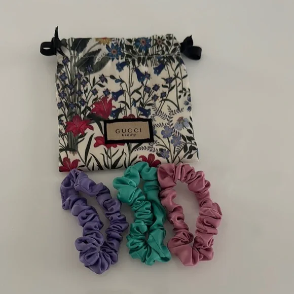 Gucci | Hair | New Gucci Scrunchies With Floral Pouch | Poshmark display picture 3